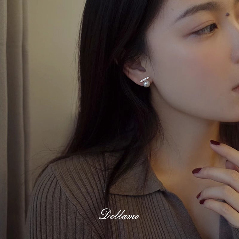 Haute sense of original design balance wood row diamond natural 6A strong light high brightness freshwater pearl earrings