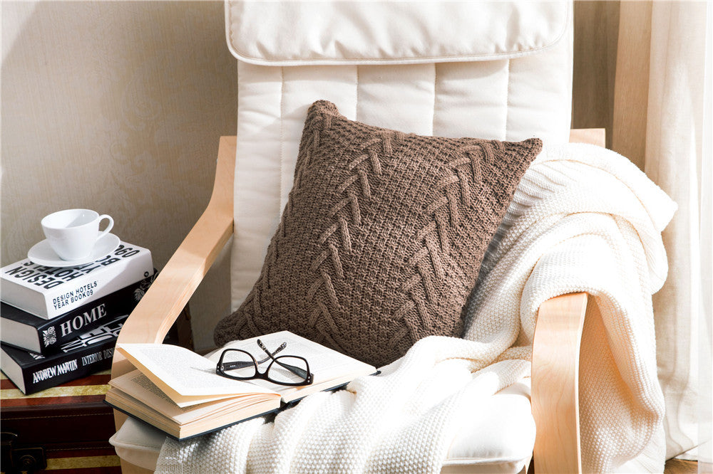 Zoholife V-pattern Decorative Cotton Knitted Pillow Case Cushion Cover Double-Cable Sweater Throw Pillow Covers for Bed Couch 18" X 18"